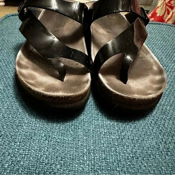 Mephisto Size 41 (Size 11) Black Patent Sandals - Picture 2 of 6